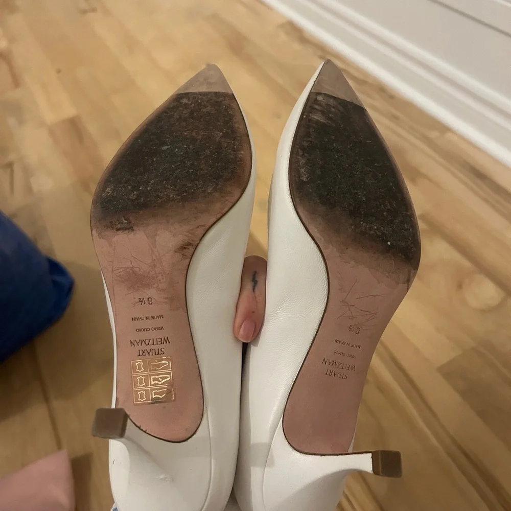 Stuart Weitzman Ivory Pointed-Toe Pumps - Picture 4 of 4
